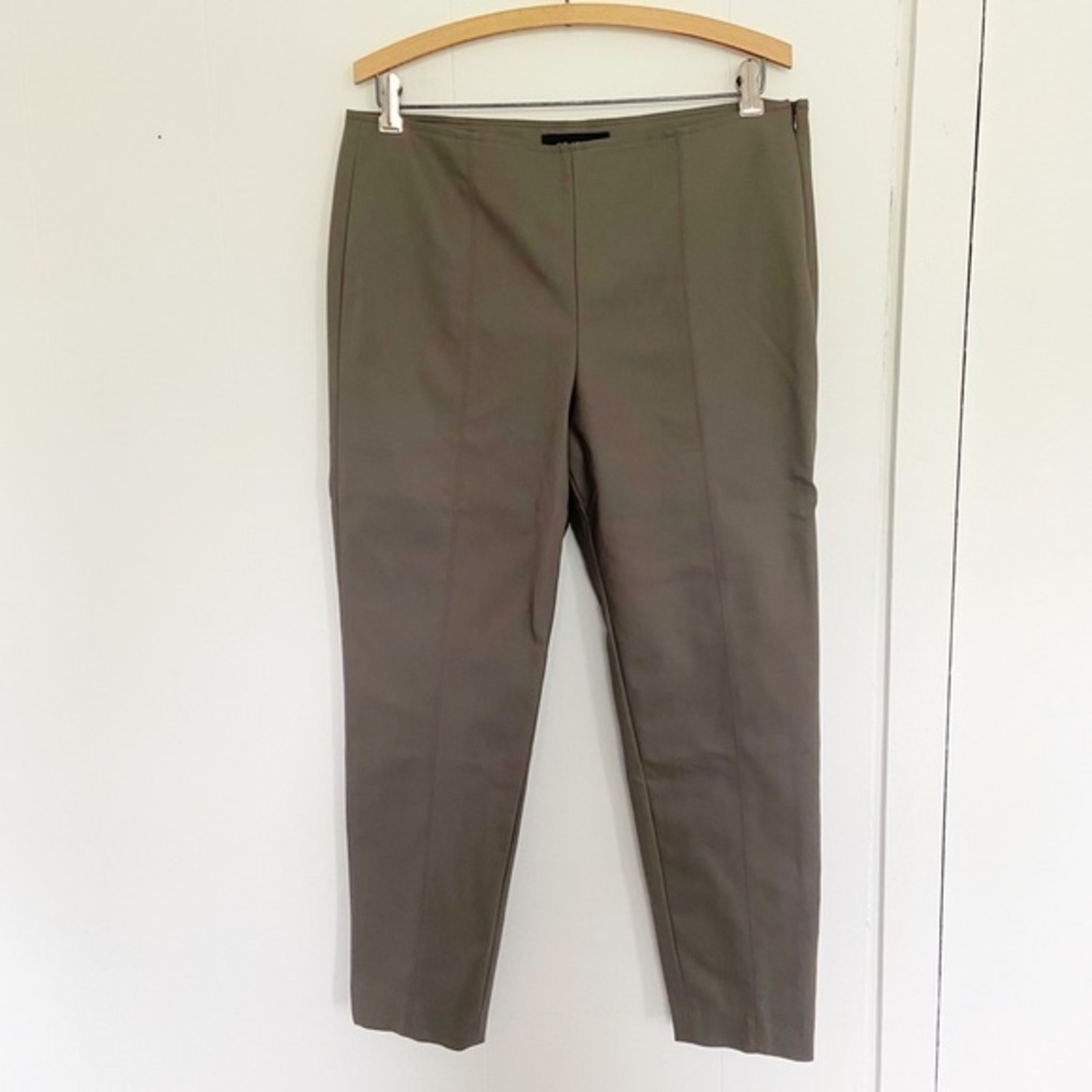 St. John front seamed side‎ zip taupe trousers 10